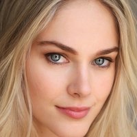 Abigail Çıplak