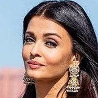 Aishwarya Rai Çıplak