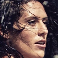 Ali Krieger Çıplak