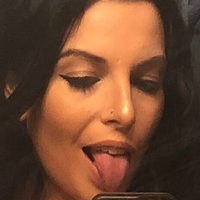 Alicia Costello Çıplak