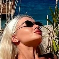 Alina Buryachenko Çıplak