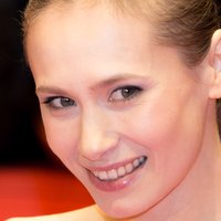 Alina Levshin Çıplak