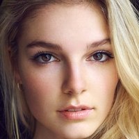 Amélie Tremblay Çıplak