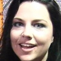 Amy Lee Çıplak