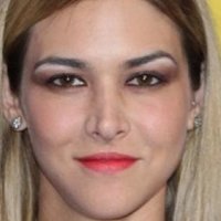 Anahí de Cárdenas Çıplak