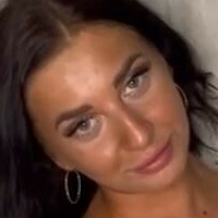 Angiebangiie Çıplak