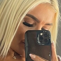 Anna Huntt Çıplak