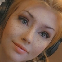 Anya Ivanovna Çıplak