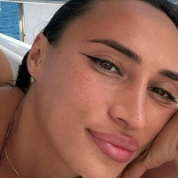 Astrid nelsia officiel Çıplak