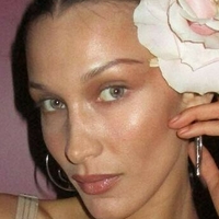 bellahadid Çıplak