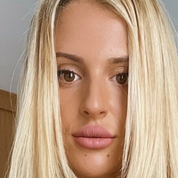 blondieeeee6 Çıplak
