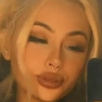 Bubble_Bella Çıplak