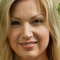 Carol Goldnerova Çıplak