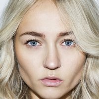 Carolien Spoor Çıplak
