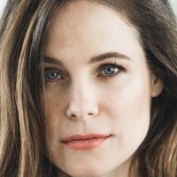 Caroline Dhavernas Çıplak