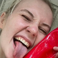 Carrie Cannie Çıplak