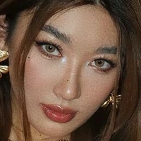 Cher Lee Çıplak