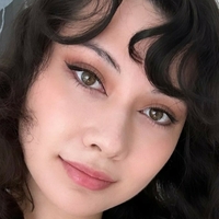 chica8815 Çıplak