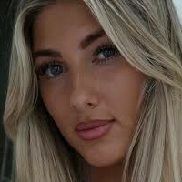 Christine Kratzmann Çıplak