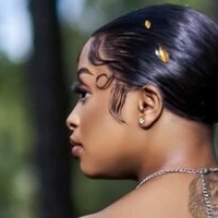 Cindy Makhathini Çıplak