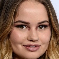 Debby Ryan Çıplak