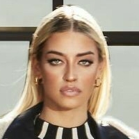 Diana Plikena Çıplak