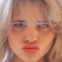 Dollshir Çıplak