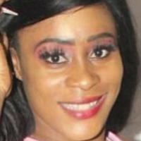 Edna Tamara Çıplak