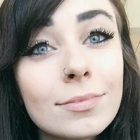 Eevee Frost Çıplak