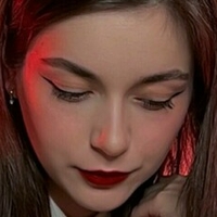 elanika Çıplak
