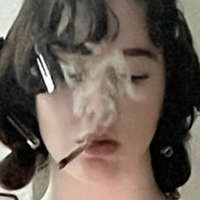 Elita Harkov Çıplak