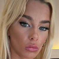 Eliza Lucas Çıplak