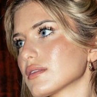 Elizabeth Mousseau Çıplak