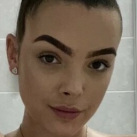 Ella Evans Çıplak