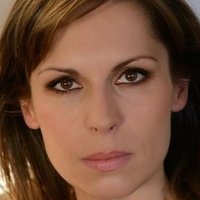 Emilie Colli Çıplak