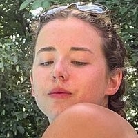 EmilyThankYouNext Çıplak