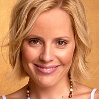 Emma Caulfield Çıplak
