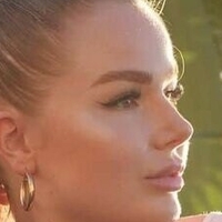 Emma Christina Çıplak