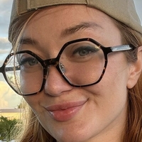 Emma Magnolia Çıplak