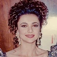 Emma Samms Çıplak