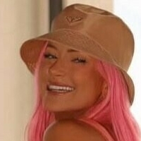 emmybre_free Çıplak