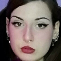 Erisfeet Çıplak