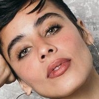 Esmeralda Pimentel Çıplak