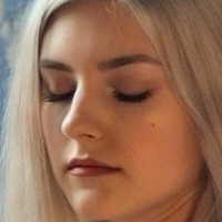 Eva Elfie Çıplak