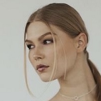 Faith Howard Çıplak