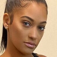 Felicia Lucas Çıplak