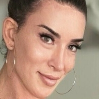 Gabbi Tuft Çıplak