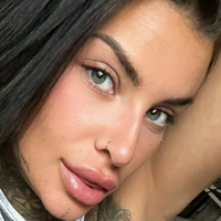 Ginariiaaa Çıplak