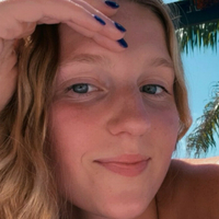 Hanna Haneberg Çıplak