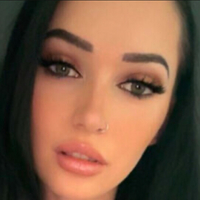 Hat jemand was von Vanessa? Çıplak